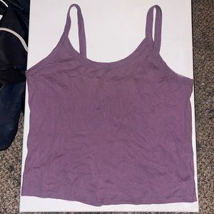 purple tank top